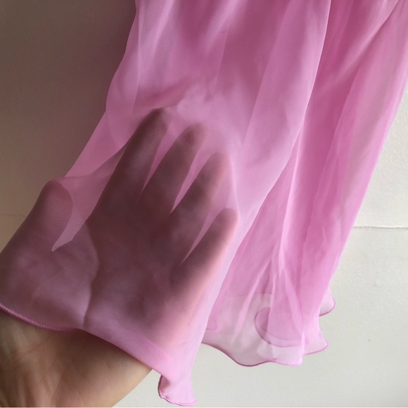 LA SENZA Pink Ruffle Lingerie Top - Picture 3 of 5